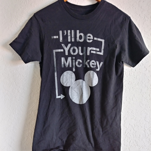 Hanes Other - Mickey Mouse T-Shirt Size Small